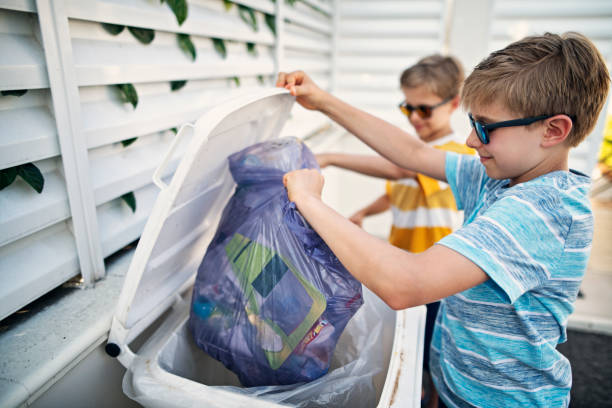Best Construction Debris Removal  in Berkley, MI